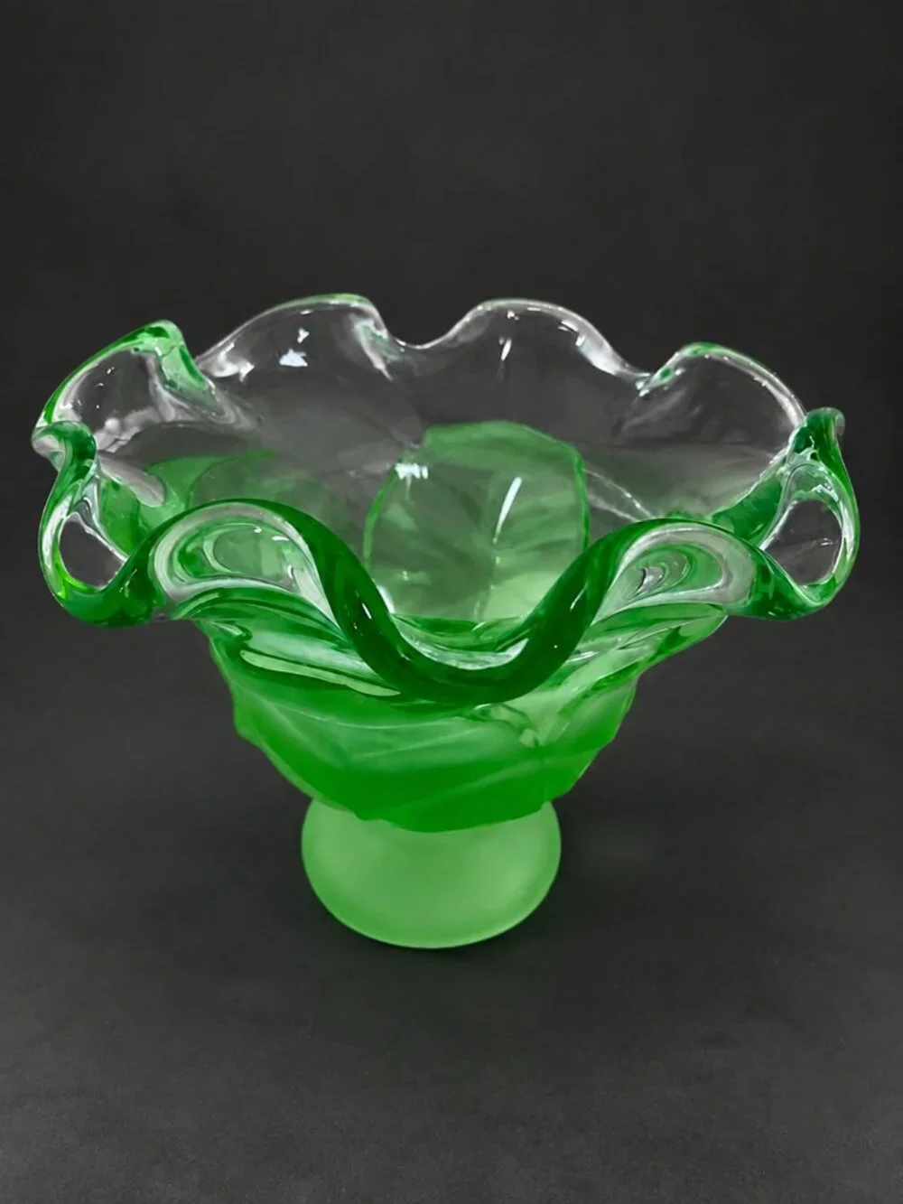 Viking Glass Cabbage Leaf Lime Green Compote Dish Vintage 5.25
